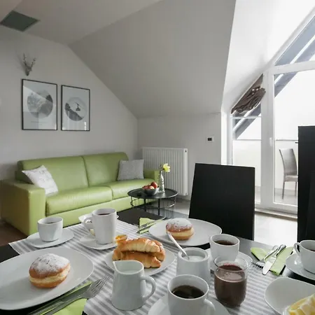 Apartma Apartman *